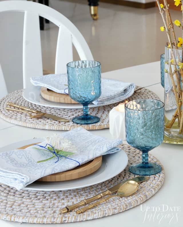 Spring table setting simple and easy