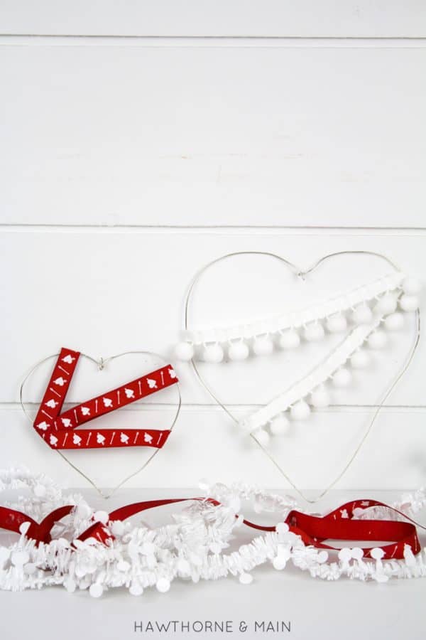  wire-heart-pom-poms-ribbon-diy-decoratiion-valentines-day