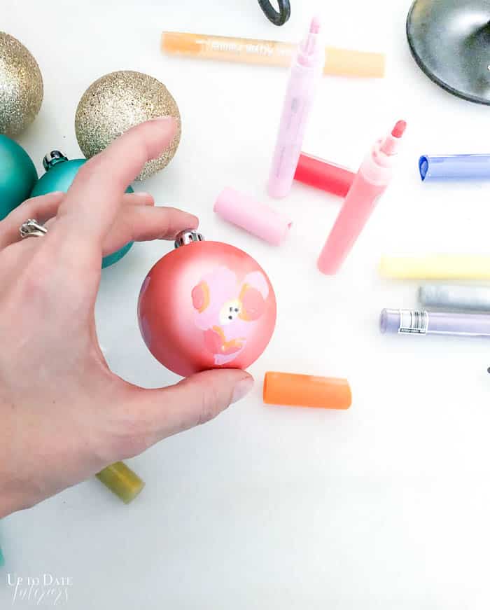 How To Paint Plastic Ornaments Resized Watermark 2