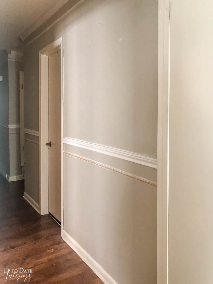 What are Dado Rails and How to Use Them in the Hallway